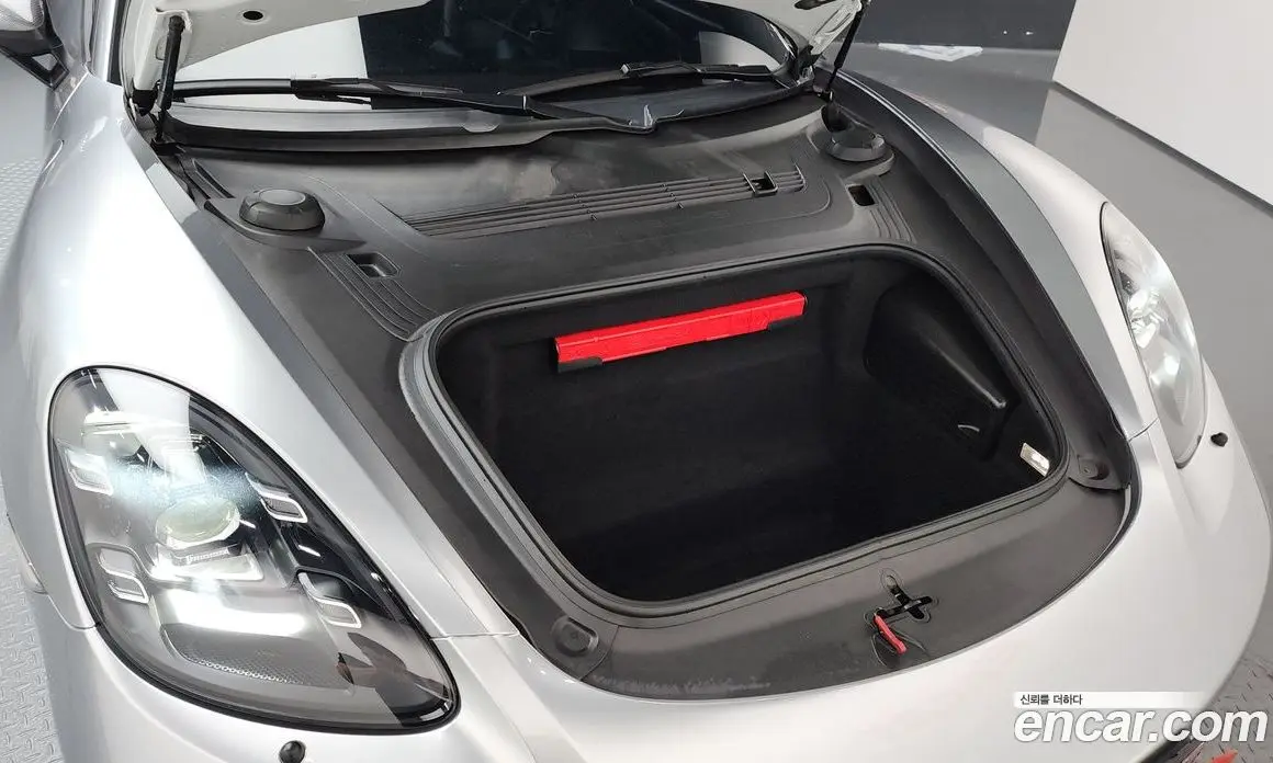 Porsche 718 2021 4.0 автомат (гидро), фото 6 Porsche 718 2021 4.0 автомат (гидро), фото 6