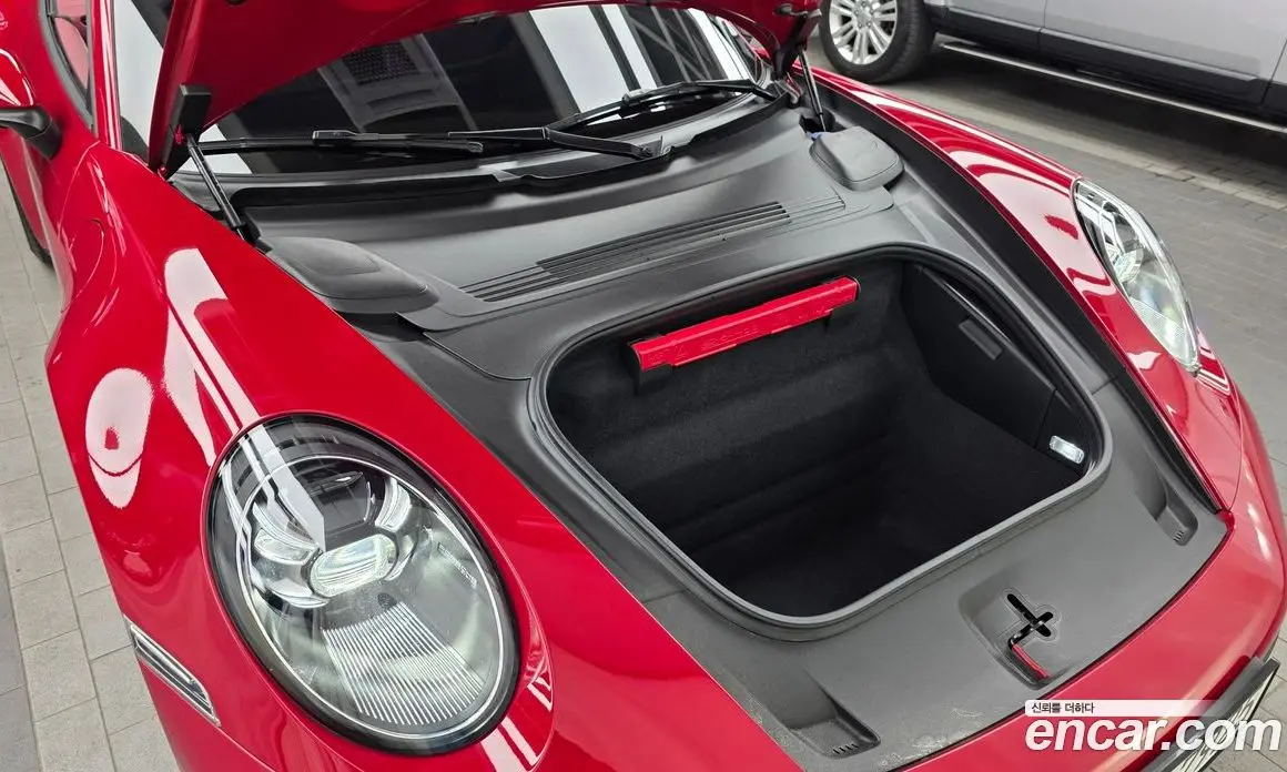 Porsche 911 2024 3.0 автомат (гидро), фото 6 Porsche 911 2024 3.0 автомат (гидро), фото 6