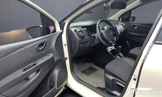 Renault (Samsung) QM3 2016 1.5 автомат (гидро), миниатюра 10 Renault (Samsung) QM3 2016 1.5 автомат (гидро), миниатюра 10