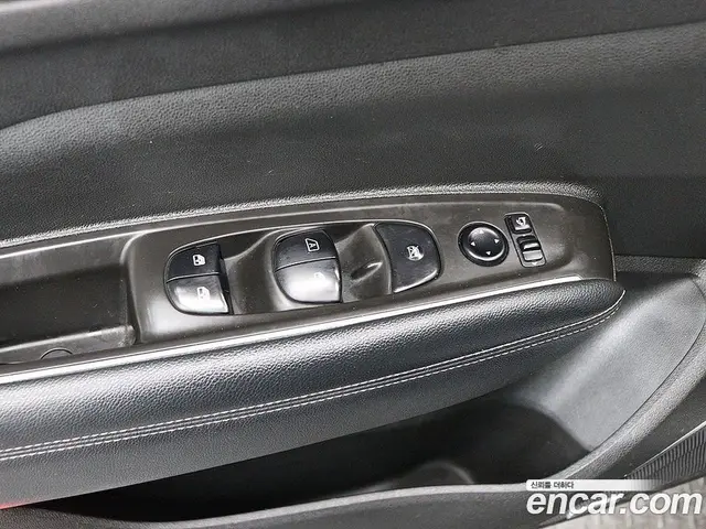 Renault (Samsung) QM6 2018 2.0 автомат (гидро), миниатюра 12