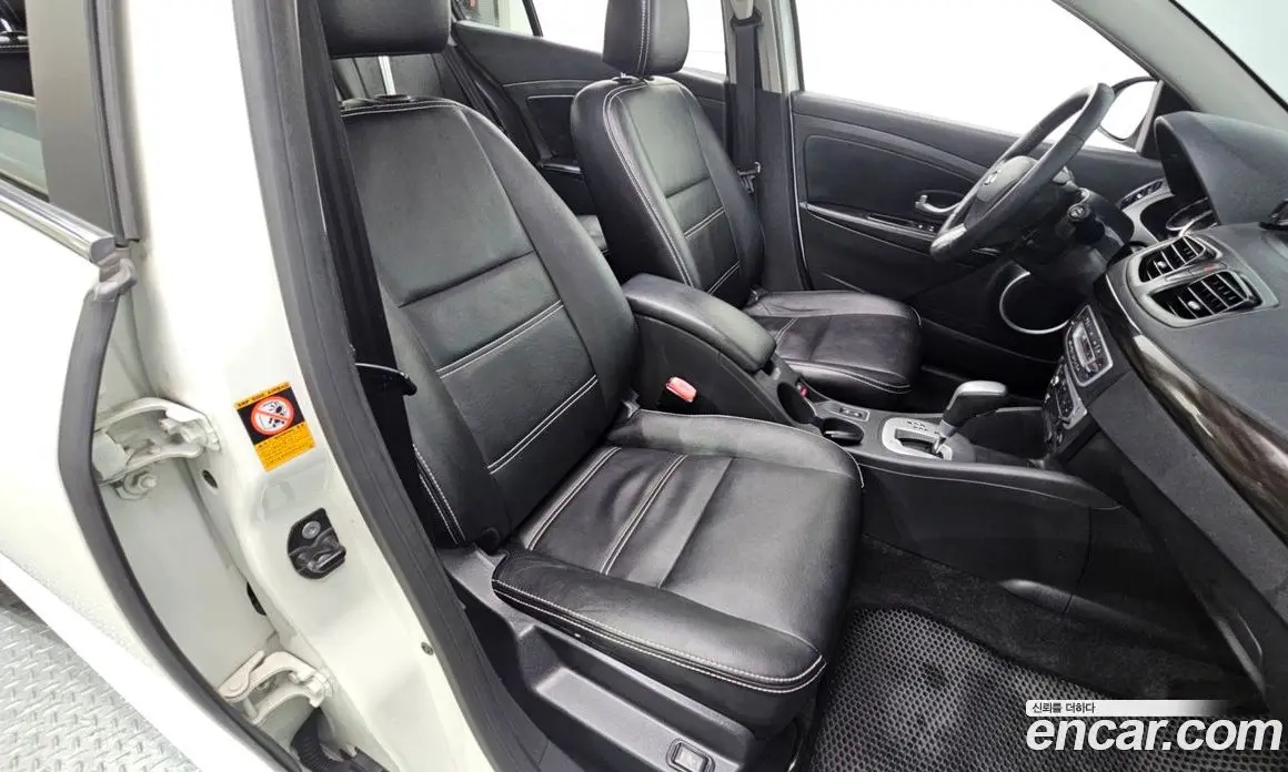 Renault (Samsung) SM3 2013 1.6 автомат (гидро), фото 25 Renault (Samsung) SM3 2013 1.6 автомат (гидро), фото 25