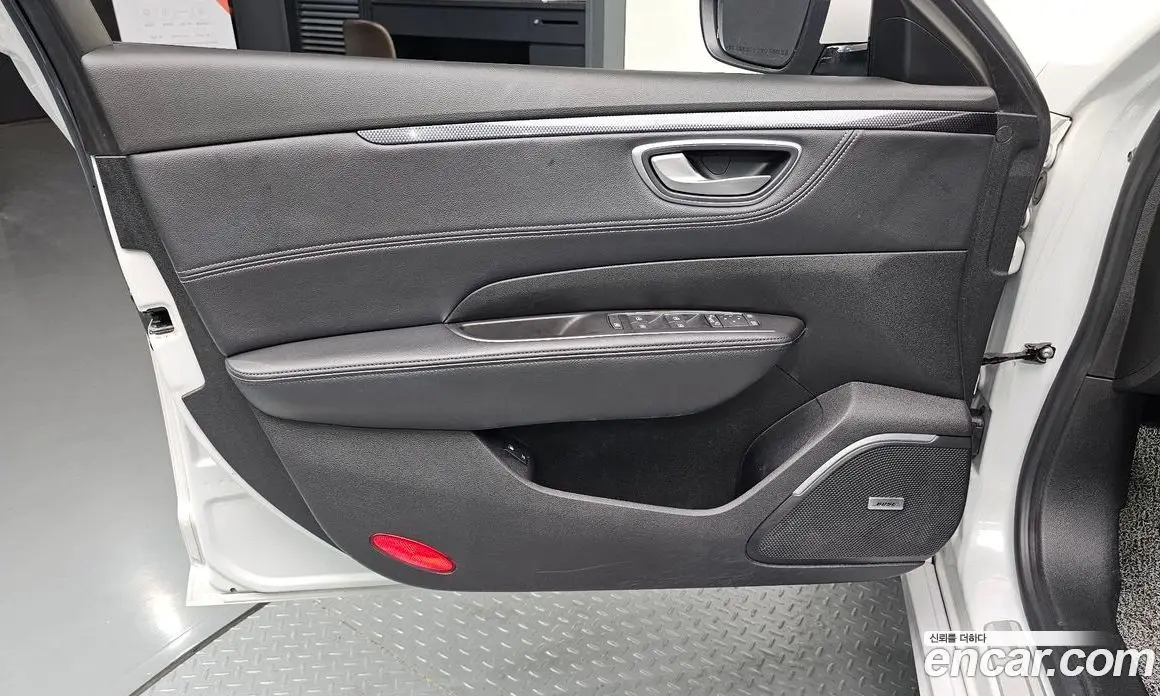 Renault (Samsung) SM6 2016 2.0 автомат (гидро), фото 13 Renault (Samsung) SM6 2016 2.0 автомат (гидро), фото 13