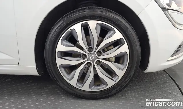 Renault (Samsung) SM6 2016 2.0 автомат (гидро), миниатюра 6 Renault (Samsung) SM6 2016 2.0 автомат (гидро), миниатюра 6