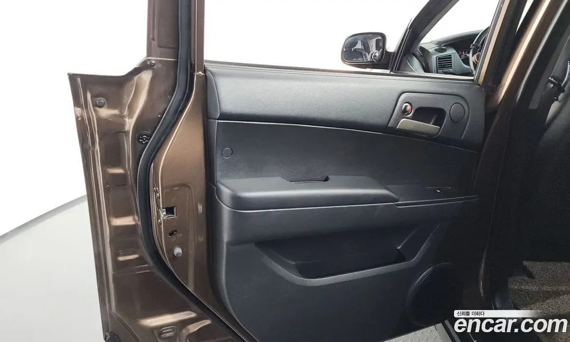 SsangYong Korando 2014 2.0 автомат (гидро), фото 15
