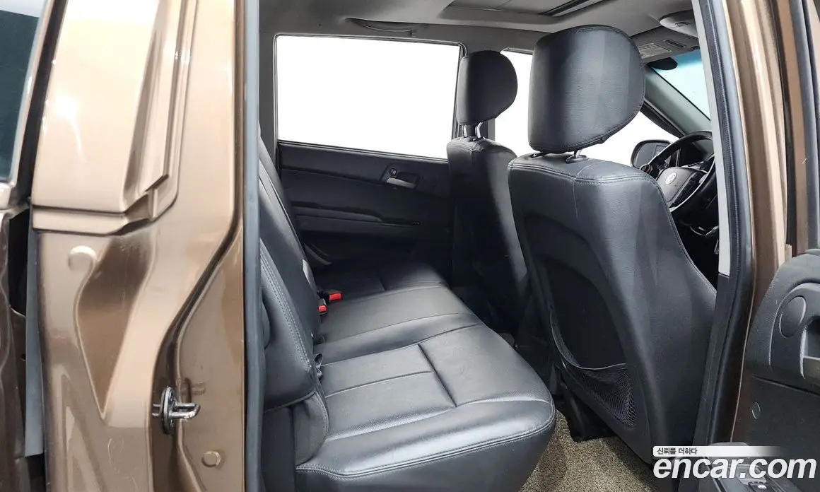 SsangYong Korando 2014 2.0 автомат (гидро), фото 17
