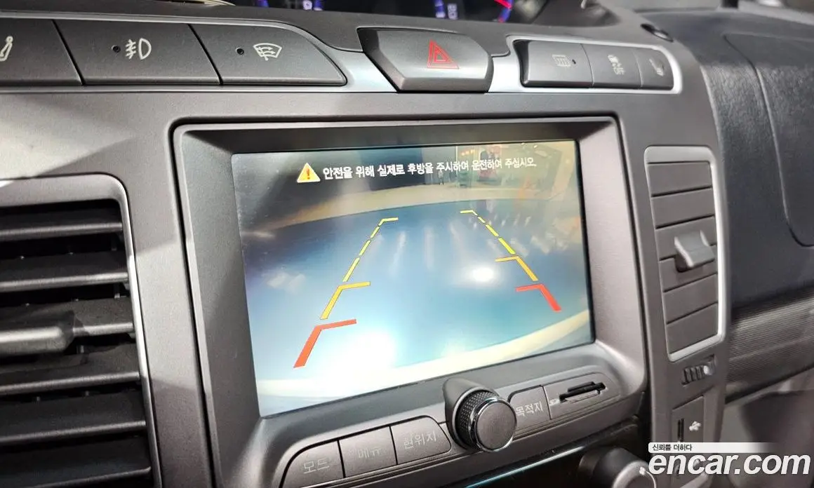 SsangYong Korando 2015 2.0 автомат (гидро), фото 15