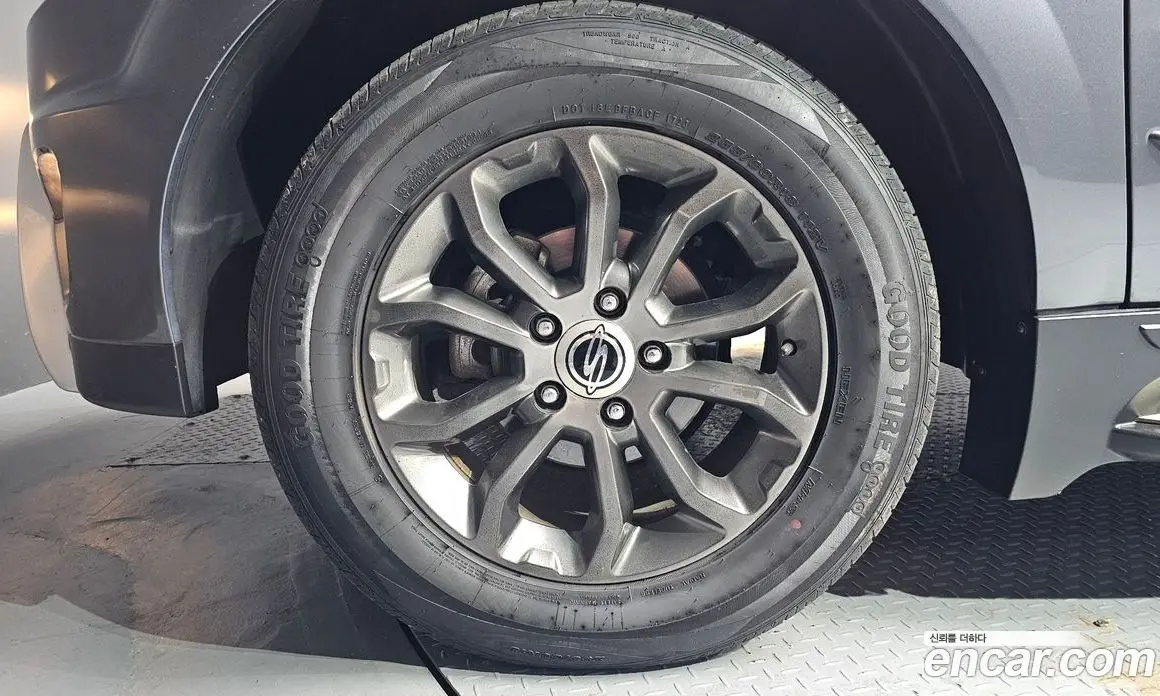 SsangYong Korando 2015 2.0 автомат (гидро), фото 5 SsangYong Korando 2015 2.0 автомат (гидро), фото 5
