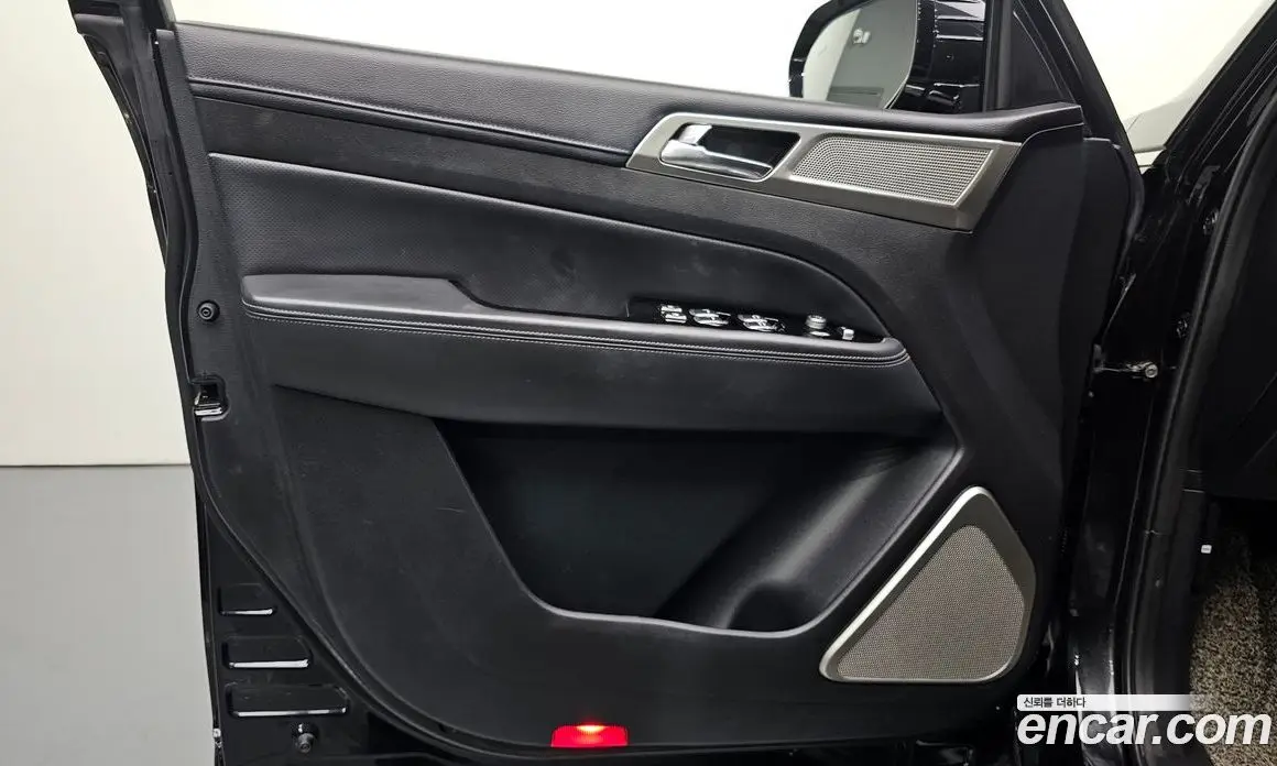 SsangYong Rexton 2019 2.2 автомат (гидро), фото 14 SsangYong Rexton 2019 2.2 автомат (гидро), фото 14