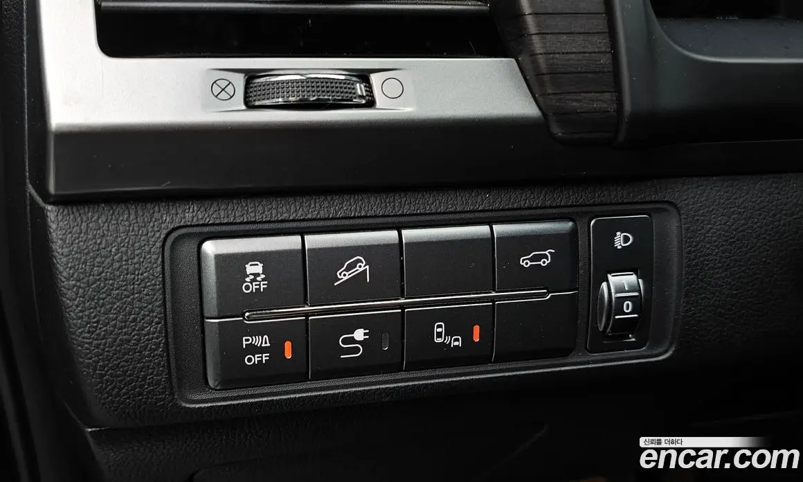SsangYong Rexton 2019 2.2 автомат (гидро), фото 26 SsangYong Rexton 2019 2.2 автомат (гидро), фото 26