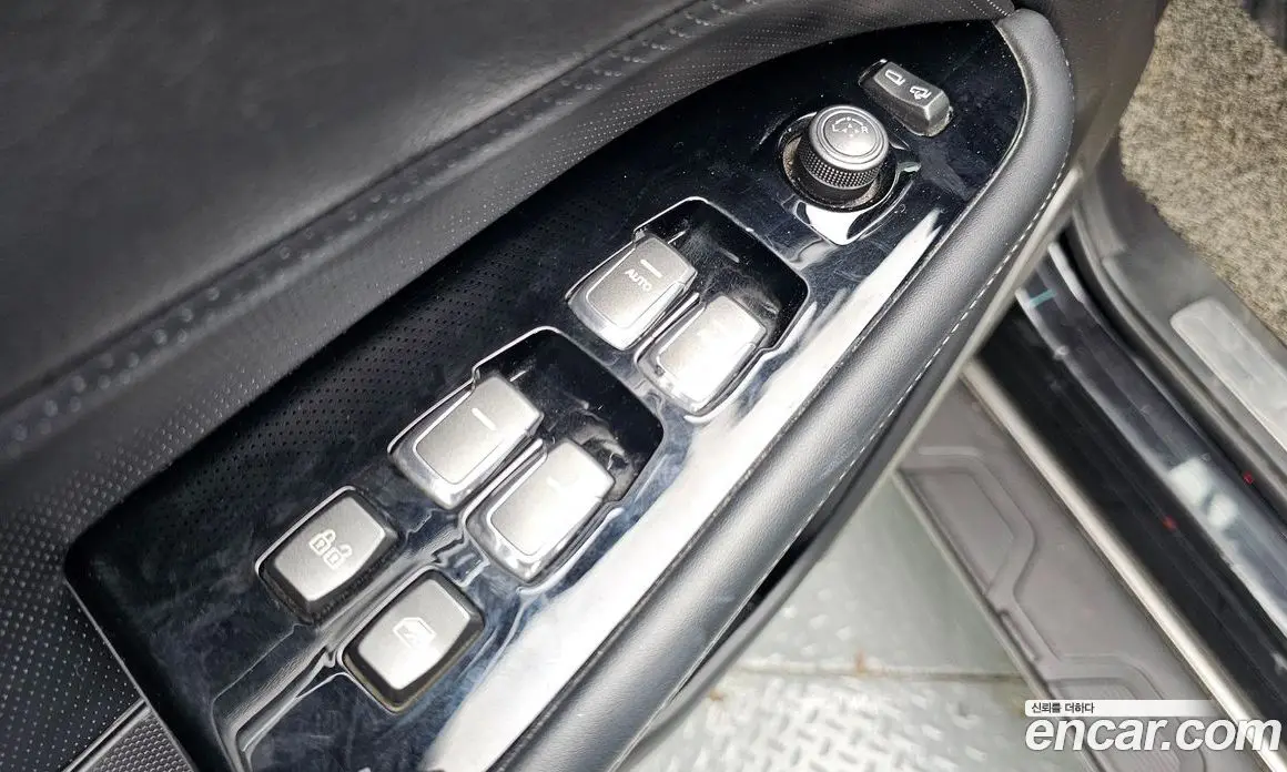 SsangYong Rexton 2019 2.2 автомат (гидро), фото 29 SsangYong Rexton 2019 2.2 автомат (гидро), фото 29