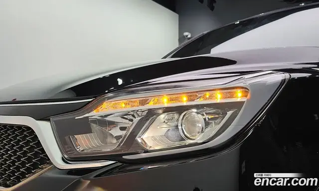 SsangYong Rexton 2019 2.2 автомат (гидро), миниатюра 8 SsangYong Rexton 2019 2.2 автомат (гидро), миниатюра 8