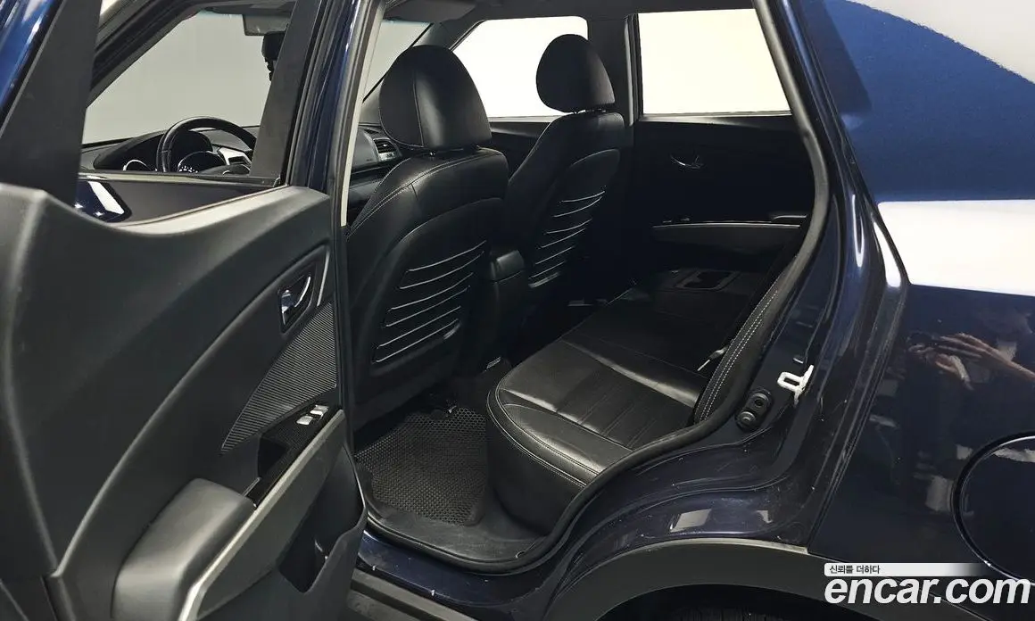 SsangYong TIBOLI 2015 1.6 автомат (гидро), фото 16 SsangYong TIBOLI 2015 1.6 автомат (гидро), фото 16
