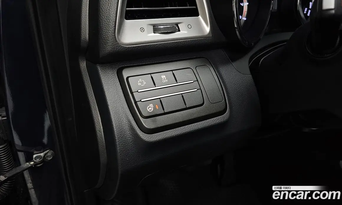 SsangYong TIBOLI 2015 1.6 автомат (гидро), фото 26 SsangYong TIBOLI 2015 1.6 автомат (гидро), фото 26