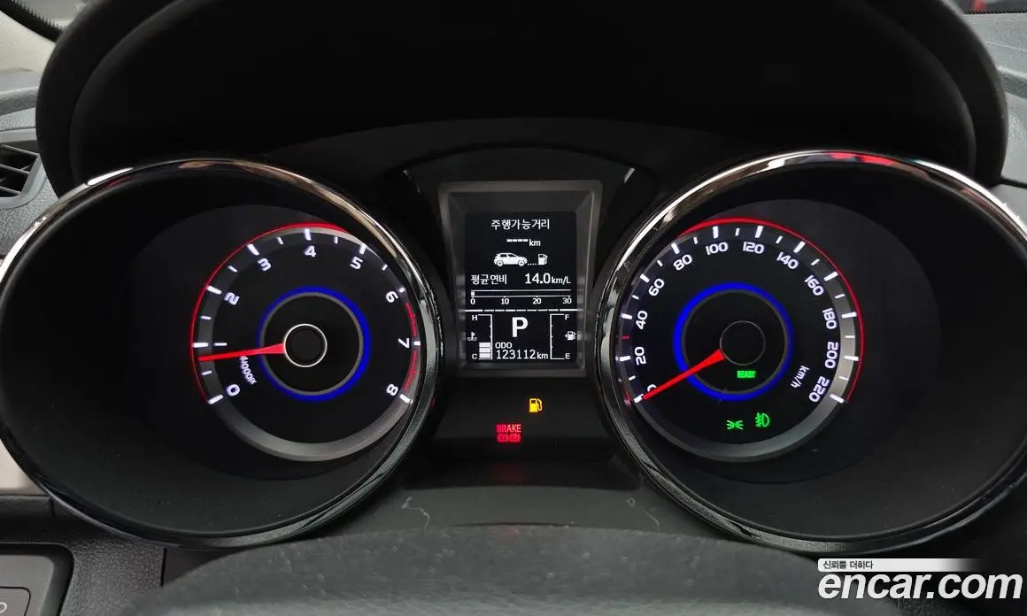 SsangYong TIBOLI 2016 1.6 автомат (гидро), фото 8