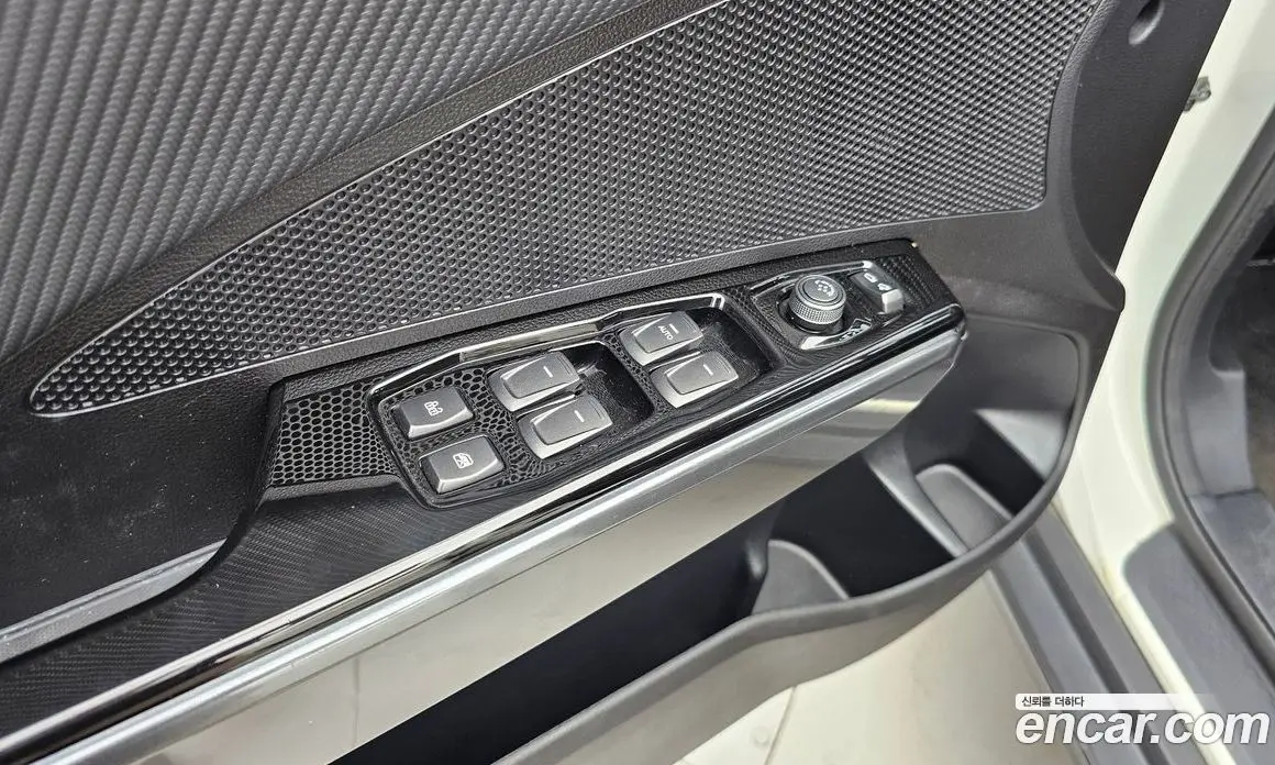 SsangYong TIBOLI 2021 1.5 автомат (гидро), фото 17 SsangYong TIBOLI 2021 1.5 автомат (гидро), фото 17
