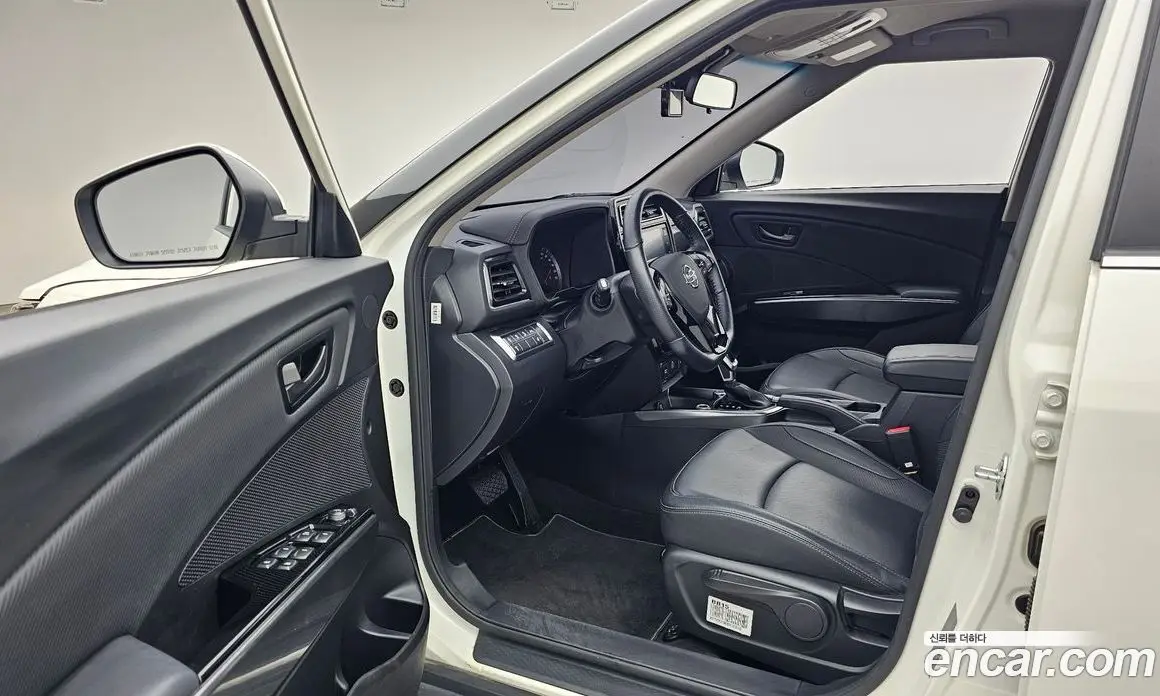 SsangYong TIBOLI 2021 1.5 автомат (гидро), фото 10 SsangYong TIBOLI 2021 1.5 автомат (гидро), фото 10
