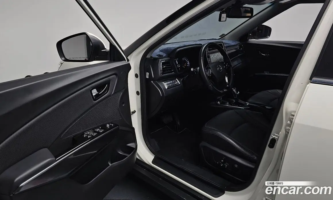 SsangYong TIBOLI 2021 1.5 автомат (гидро), фото 13 SsangYong TIBOLI 2021 1.5 автомат (гидро), фото 13
