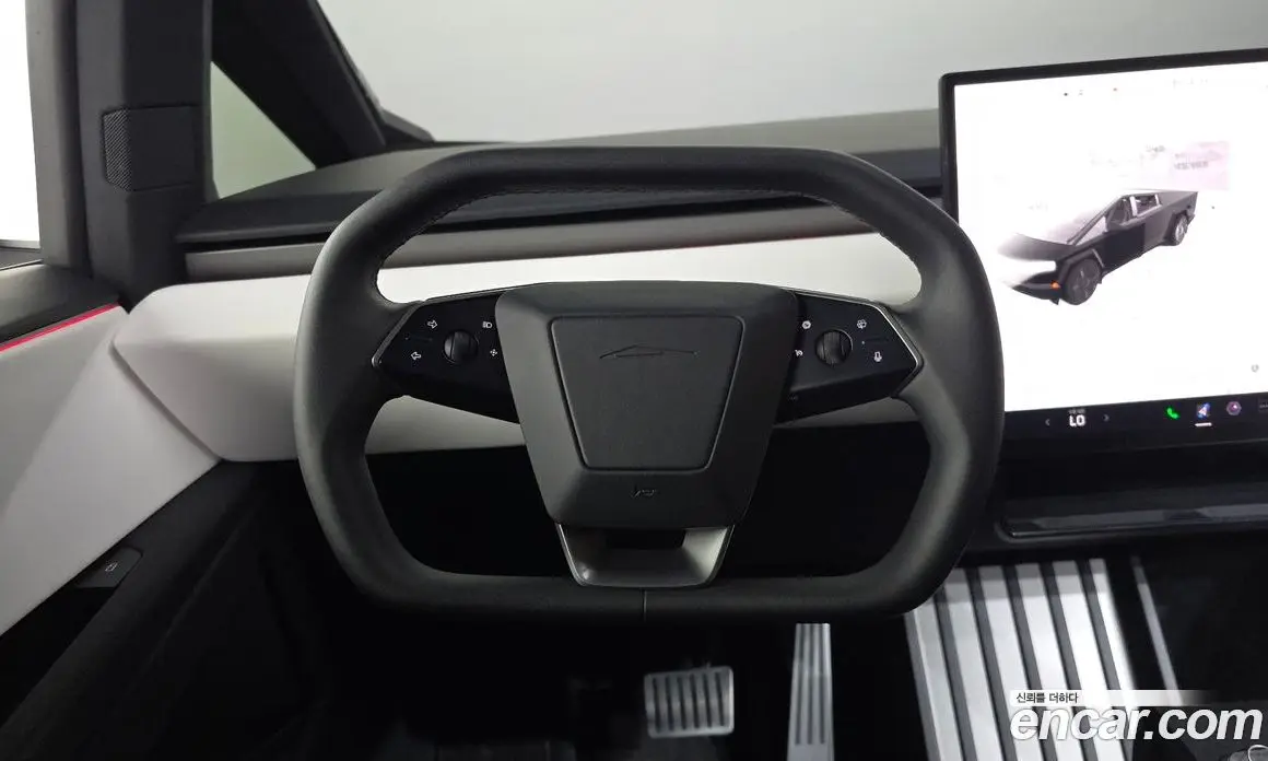 Tesla Cybertruck 2024 0.1 автомат (гидро), фото 13 Tesla Cybertruck 2024 0.1 автомат (гидро), фото 13