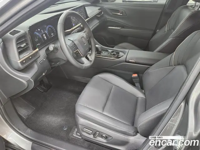 Toyota Crown 2024 2.5 автомат (вариатор), миниатюра 12