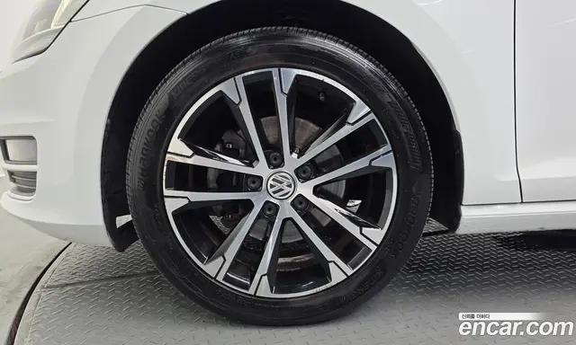 Volkswagen Golf 2015 1.4 автомат (гидро), миниатюра 5 Volkswagen Golf 2015 1.4 автомат (гидро), миниатюра 5