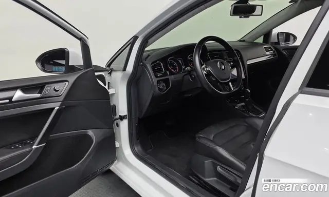Volkswagen Golf 2015 1.4 автомат (гидро), миниатюра 10 Volkswagen Golf 2015 1.4 автомат (гидро), миниатюра 10