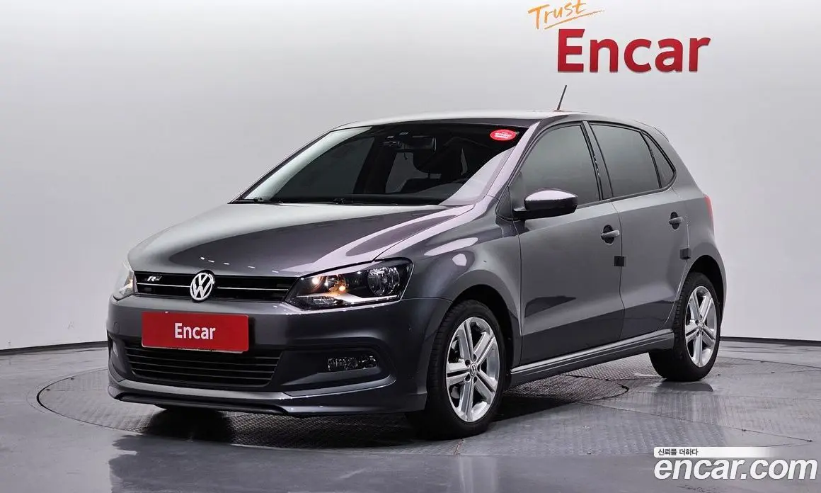 Volkswagen Polo 2013 1.6 автомат (гидро), фото 1 Volkswagen Polo 2013 1.6 автомат (гидро), фото 1