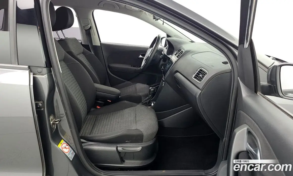 Volkswagen Polo 2013 1.6 автомат (гидро), фото 11 Volkswagen Polo 2013 1.6 автомат (гидро), фото 11