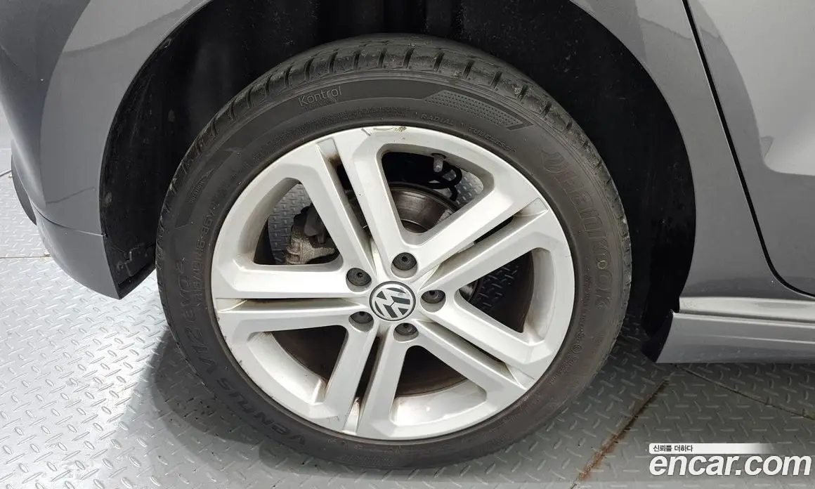 Volkswagen Polo 2013 1.6 автомат (гидро), фото 5 Volkswagen Polo 2013 1.6 автомат (гидро), фото 5