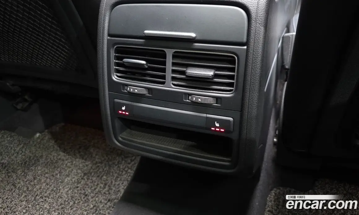 Volkswagen Touareg 2015 3.0 автомат (гидро), фото 18 Volkswagen Touareg 2015 3.0 автомат (гидро), фото 18