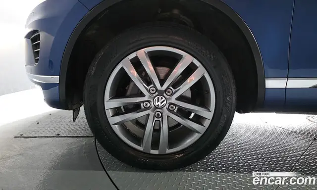 Volkswagen Touareg 2015 3.0 автомат (гидро), миниатюра 5 Volkswagen Touareg 2015 3.0 автомат (гидро), миниатюра 5
