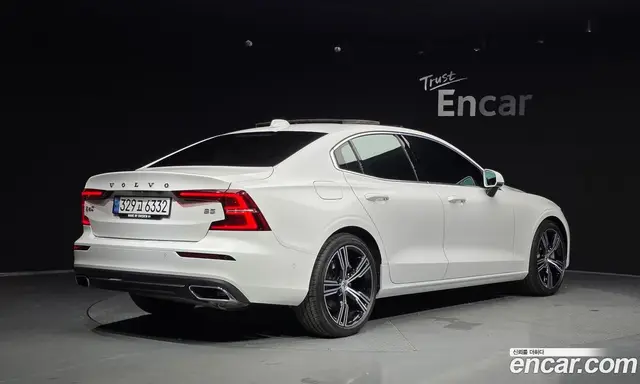 Volvo S60 2021 2.0 автомат (гидро), миниатюра 2 Volvo S60 2021 2.0 автомат (гидро), миниатюра 2