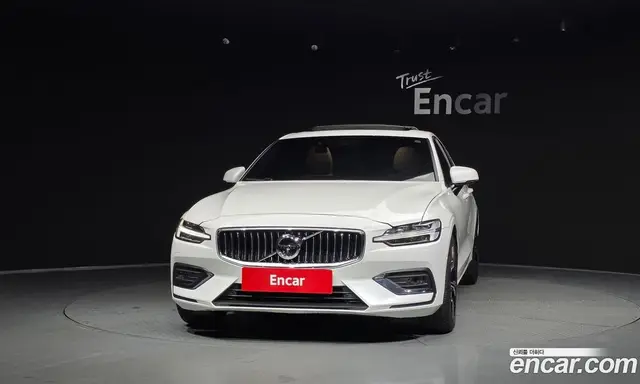 Volvo S60 2021 2.0 автомат (гидро), миниатюра 3 Volvo S60 2021 2.0 автомат (гидро), миниатюра 3
