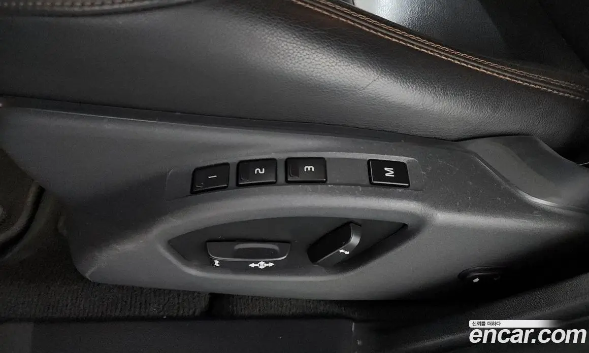 Volvo V60 2018 2.0 автомат (гидро), фото 32 Volvo V60 2018 2.0 автомат (гидро), фото 32