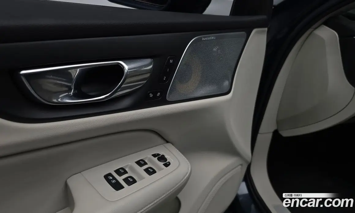 Volvo V60 2019 2.0 автомат (гидро), фото 13 Volvo V60 2019 2.0 автомат (гидро), фото 13