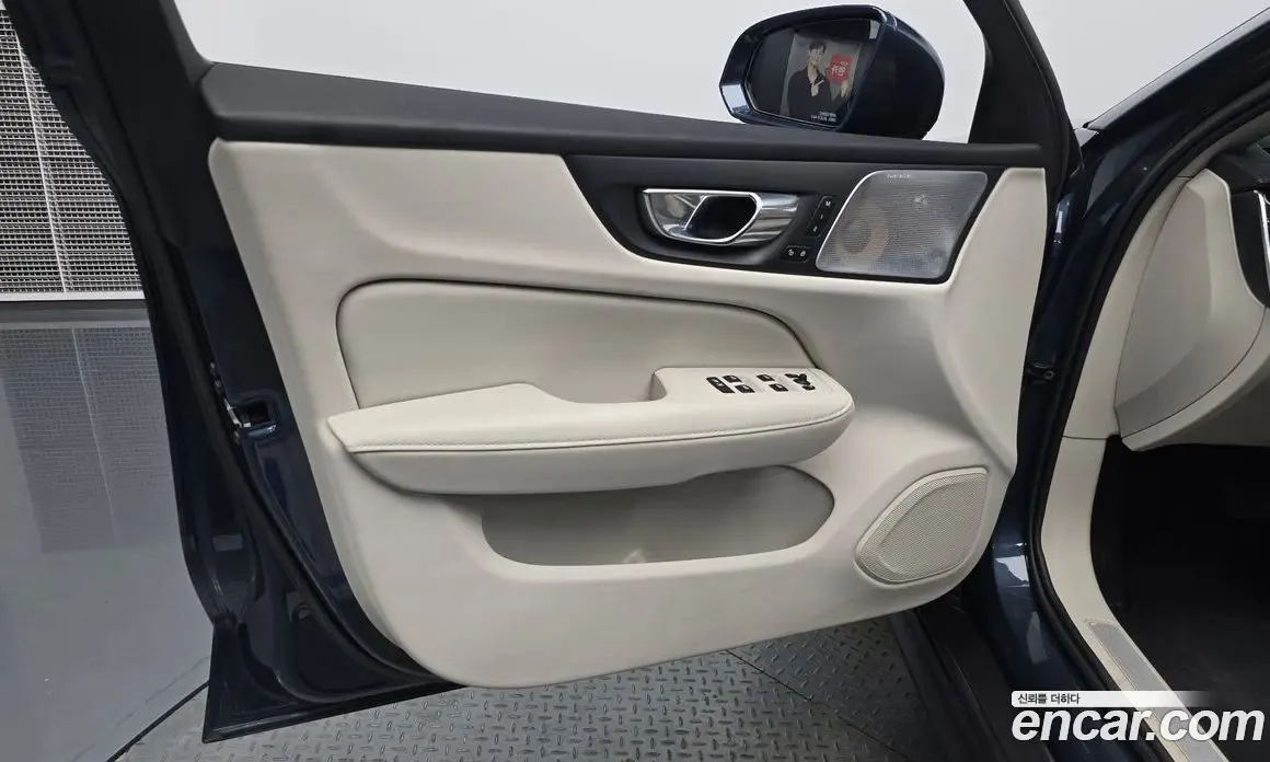 Volvo V60 2019 2.0 автомат (гидро), фото 31 Volvo V60 2019 2.0 автомат (гидро), фото 31