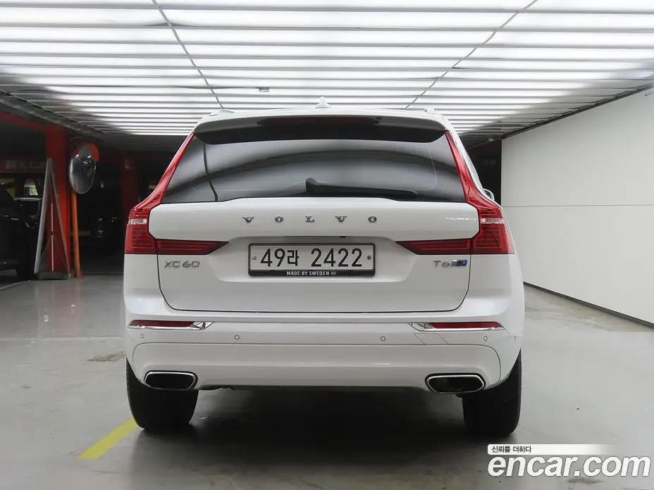 Volvo XC60 2018 2.0 автомат (гидро), фото 3 Volvo XC60 2018 2.0 автомат (гидро), фото 3