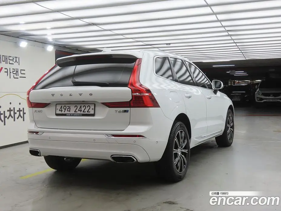 Volvo XC60 2018 2.0 автомат (гидро), фото 4 Volvo XC60 2018 2.0 автомат (гидро), фото 4