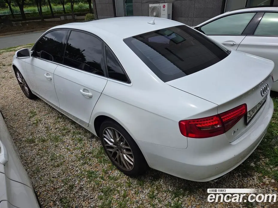 Audi A4 2015 2.0 автомат (гидро), фото 3 Audi A4 2015 2.0 автомат (гидро), фото 3