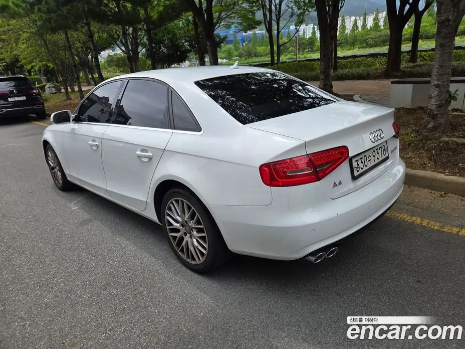 Audi A4 2015 2.0 автомат (гидро), фото 5 Audi A4 2015 2.0 автомат (гидро), фото 5