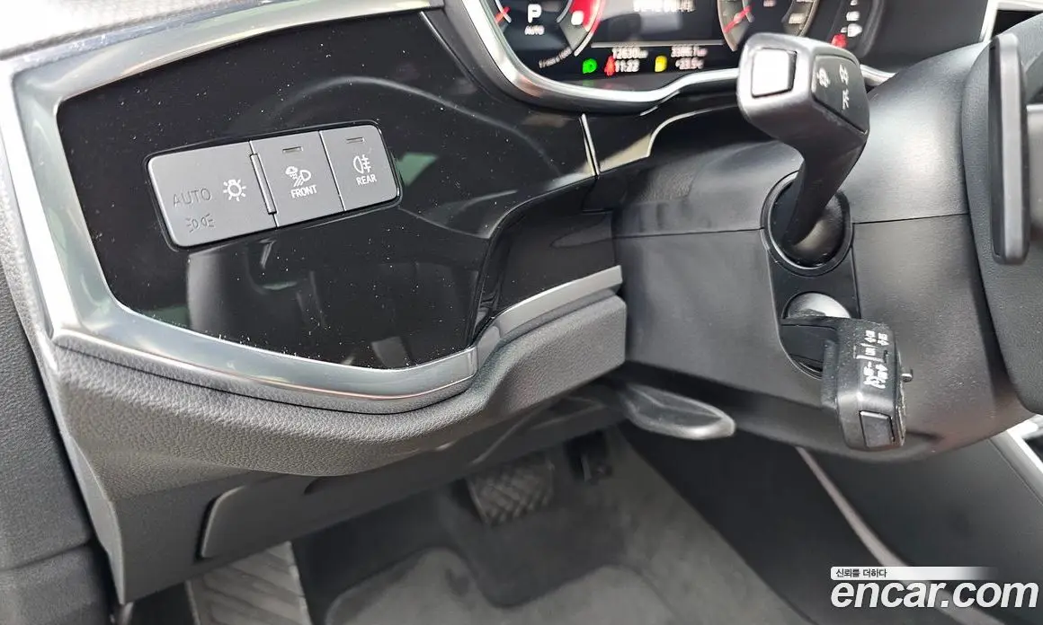 Audi Q3 2025 2.0 автомат (гидро), фото 26 Audi Q3 2025 2.0 автомат (гидро), фото 26