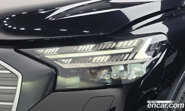 Audi Q4 e-tron 2022 0.2 автомат (гидро), миниатюра 8