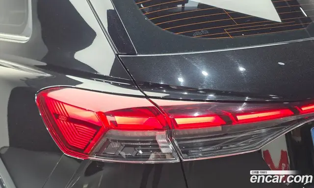 Audi Q4 e-tron 2022 0.2 автомат (гидро), миниатюра 9