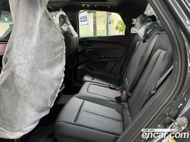 Audi Q5 2025 2.0 автомат (гидро), миниатюра 6 Audi Q5 2025 2.0 автомат (гидро), миниатюра 6