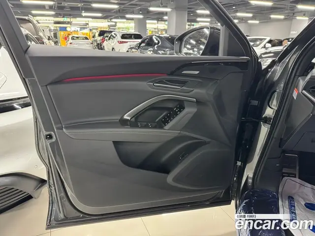 Audi Q5 2025 2.0 автомат (гидро), миниатюра 9 Audi Q5 2025 2.0 автомат (гидро), миниатюра 9