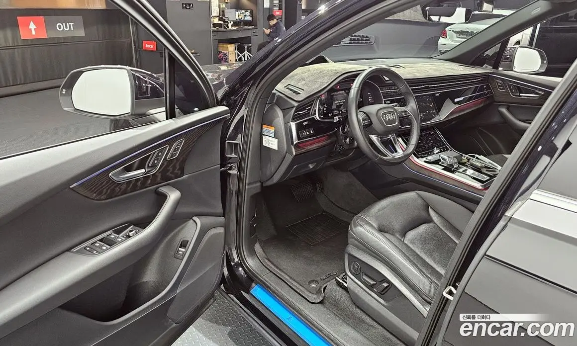 Audi Q7 2021 3.0 автомат (гидро), фото 11