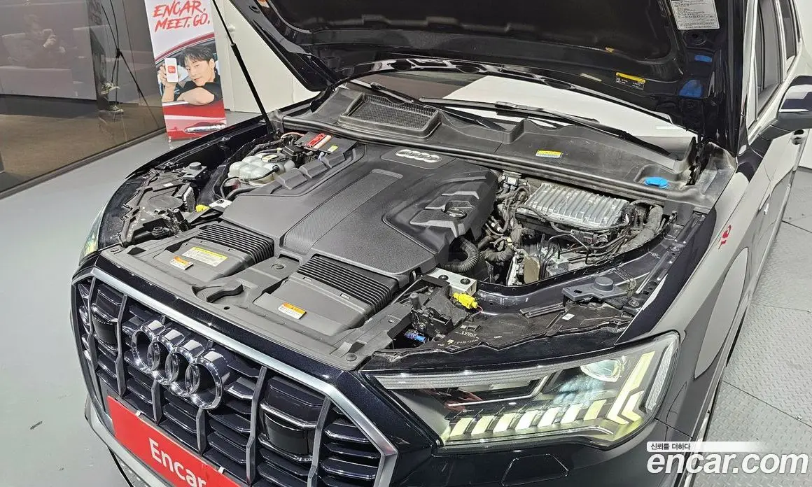 Audi Q7 2021 3.0 автомат (гидро), фото 6