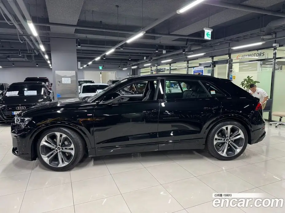 Audi Q8 2026 3.0 автомат (гидро), фото 2 Audi Q8 2026 3.0 автомат (гидро), фото 2