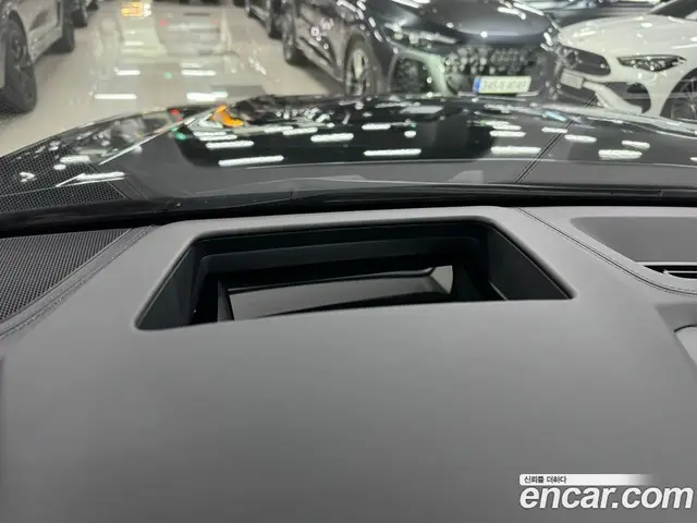Audi Q8 2026 3.0 автомат (гидро), миниатюра 5 Audi Q8 2026 3.0 автомат (гидро), миниатюра 5