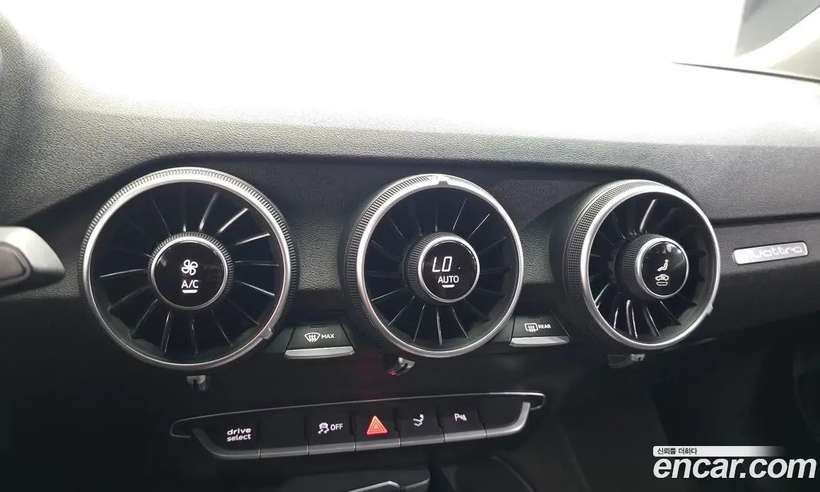 Audi TT 2016 2.0 автомат (гидро), фото 13 Audi TT 2016 2.0 автомат (гидро), фото 13