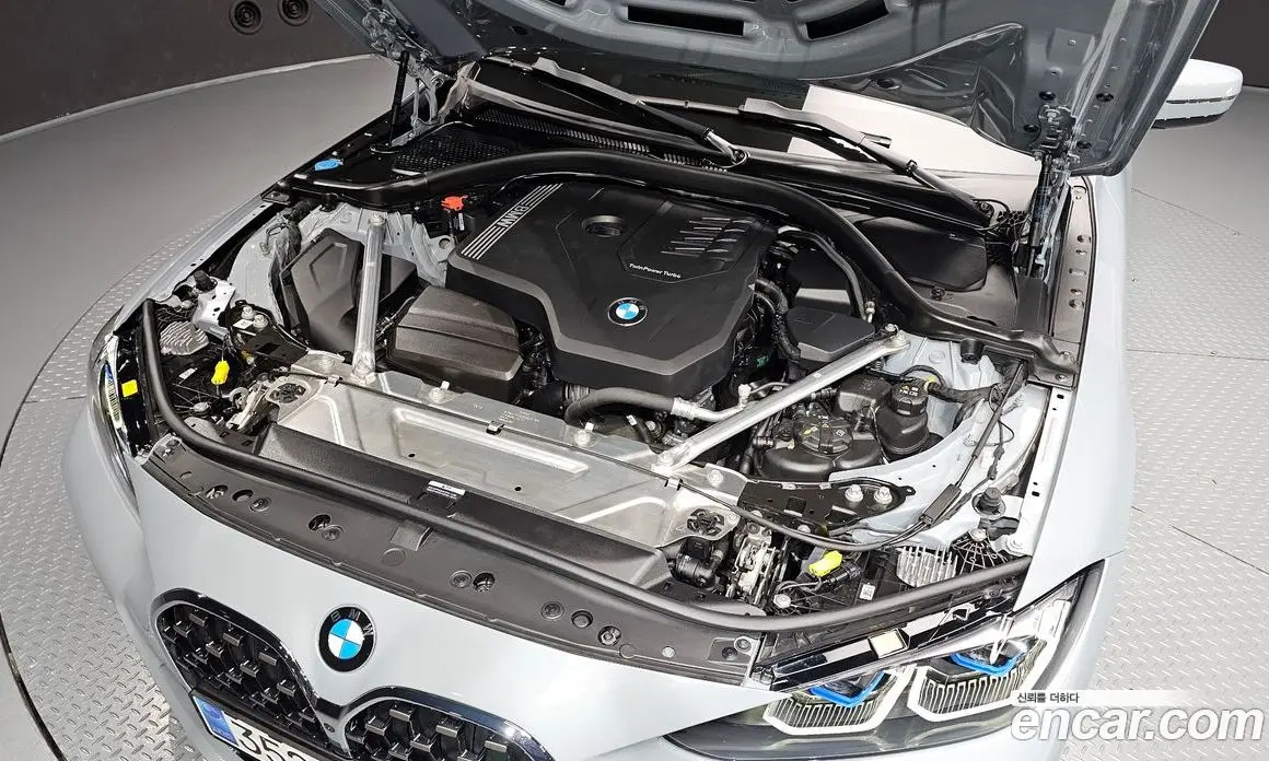 BMW 4 серия 2023 2.0 автомат (гидро), фото 6